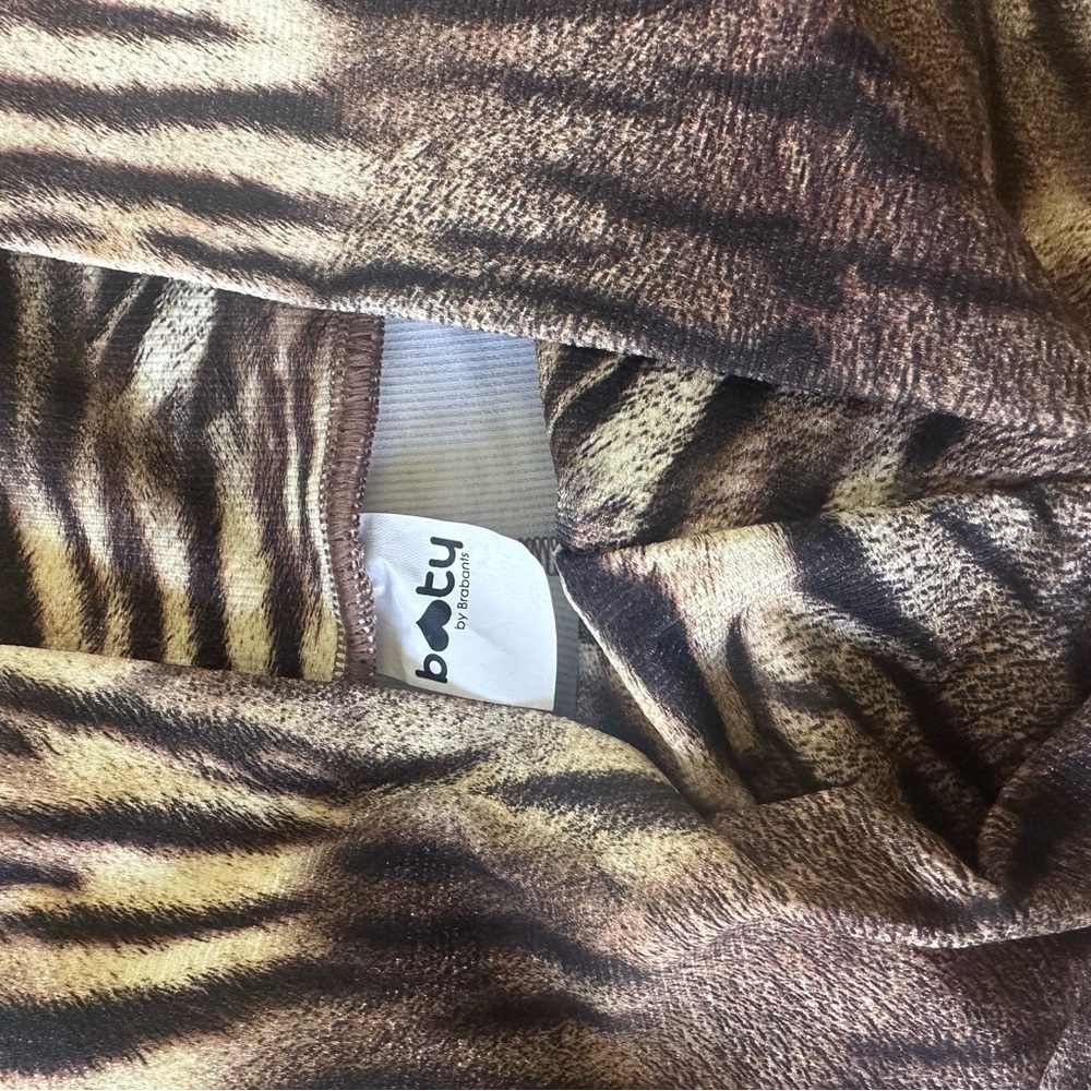 Booty by Brabants tiger cheetah Stripe Leggings - Picture 3 of 3